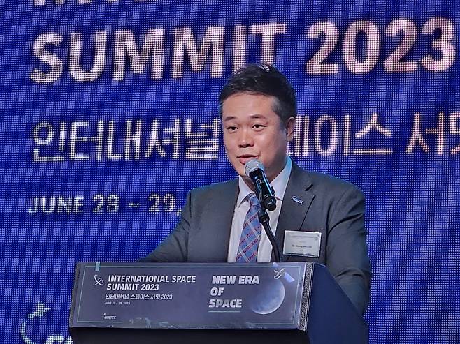 이성희 컨텍 대표는 인터내셔널 스페이스 서밋 2023(ISS2023) 개회를 통해 "이번 행사를 통해 우주 산업 관계자들이 한 자리에 모여 미래 통찰력을 키울 기회가 되길 바란다"고 말했다. 컨텍은 이번 행사를 주최한 국내 지상국 네트워크 기업이다./서귀포(제주)=이병철 기자