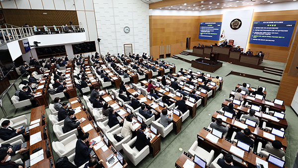 서울시의회 본회의 [연합뉴스 자료사진]