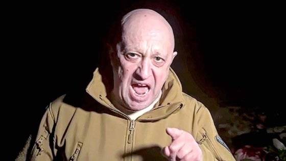 지난 23일(현지시간) 공개된 예브게니 프리고진 바그너그룹 수장의 영상. AP=연합뉴스