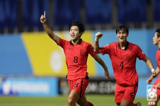 변성환호가 21년 전과 같이 우즈베키스탄을 꺾고 결승에 올랐다. 사진=대한축구협회 제공