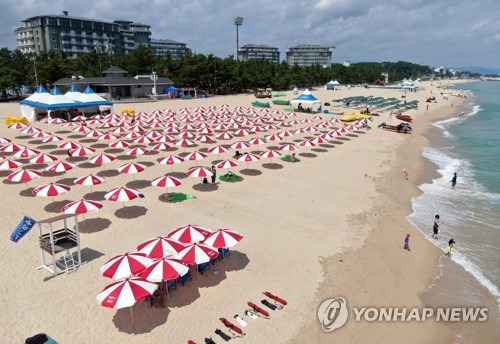 피서 시작...강릉 경포해수욕장 개장 〈사진=연합뉴스〉