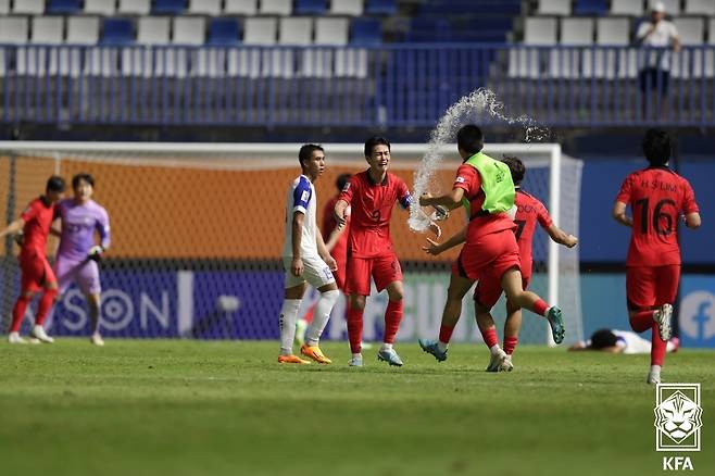 2일 오후 9시 일본과 결승전을 치르는 한국 U17 대표팀. (대한축구협회 제공)