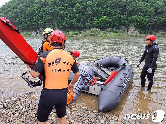 홍천강 수난사고 실종자 수색현장.(강원특별자치도 소방본부 제공) 2023.7.1/뉴스1