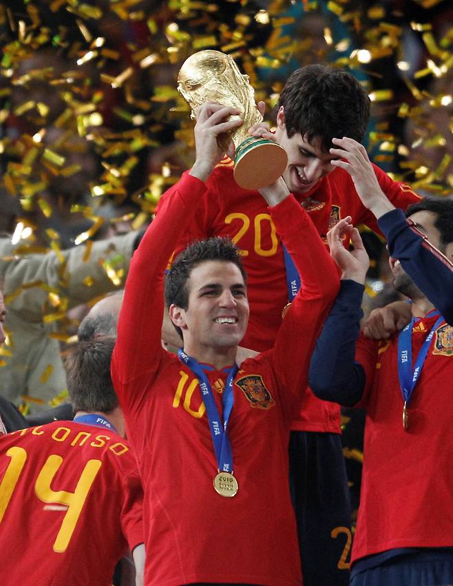 FILE PHOTO: Football - Holland v Spain FIFA World Cup Final - South Africa 2010 - Soccer City Stadium, Johannesburg, South Africa  - 11/7/10  <저작권자(c) 연합뉴스, 무단 전재-재배포 금지>