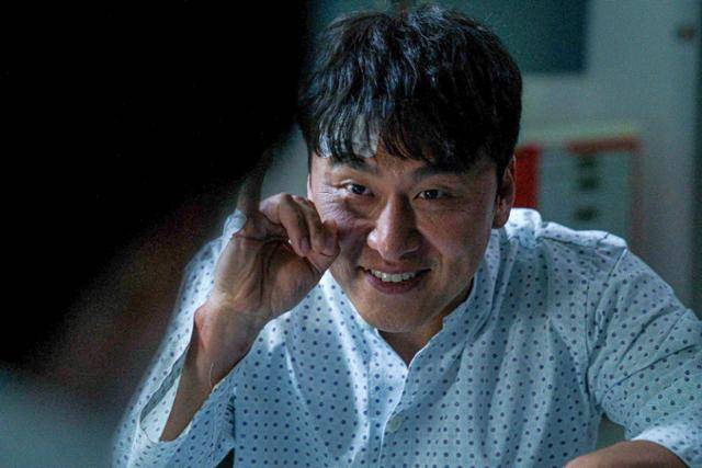 일부 배우들은 주연으로 발탁되면서 더 넓은 스펙트럼을 보여줄 수 있게 됐다. 대표적인 스타는 '믿고 보는 조연'으로 불렸던 '악마들'의 오대환이다. 미시간벤처캐피탈, TCO더콘텐츠온 제공