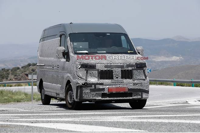 르노 마스터 시험주행차량 (사진제공 : Baldauf)