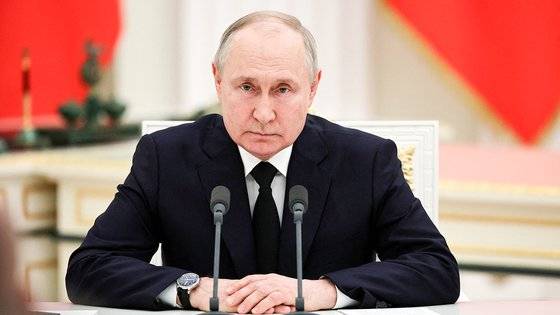 지난달 27일 모스크바에서 열린 회의를 주재하는 블라디미르 푸틴 러시아 대통령. 로이터=연합뉴스