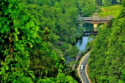 A view of Aha Lake National Wetland Park. (Courtesy of Guiyang Municipal Forestry Bureau)