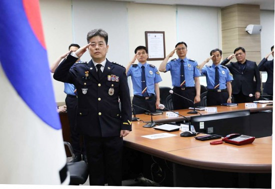 유충근 제29대 동해해양경찰서장이 7일 취임식을 갖고 업무를 시작했다.(동해해경제공)