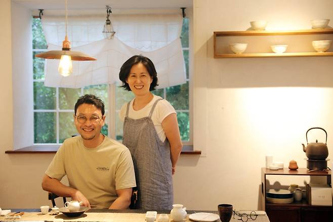 전남 보성에서 24년 차 '시골 라이프'를 누리는 홍성일·이혜진 도예가 부부 [촬영 형민우]