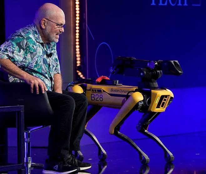 사진은 보스턴 다이나믹스의 뛰고 달리는 스팟미니 로봇. (사진=연합뉴스)