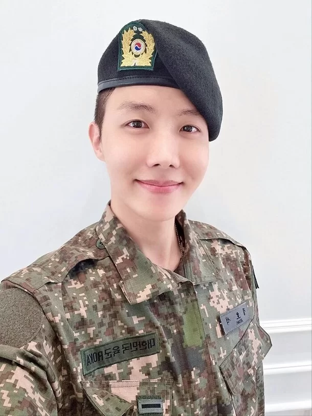 BTS 제이홉. 팬커뮤니티 위버스 캡처