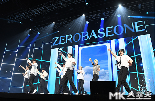 ZEROBASEONE(제로베이스원)이 올해 목표를 언급했다. 사진=천정환 기자