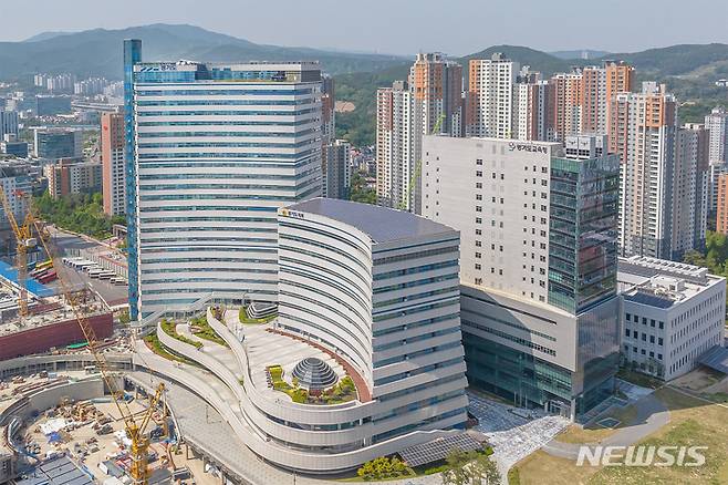 [수원=뉴시스] 경기도청 광교신청사 전경. (사진=경기도 제공) 2023.06.06. photo@newsis.com