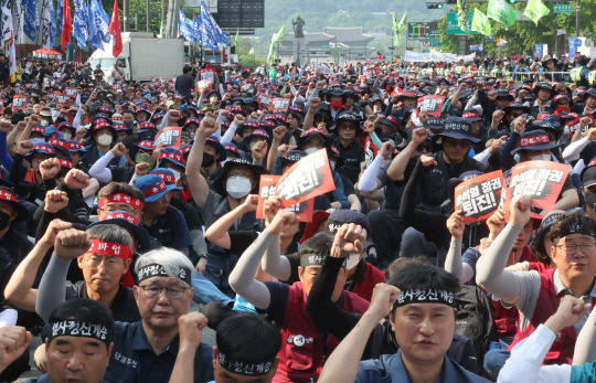 지난 5월 서울 세종로에서 열린 민주노총 노동탄압 중단 총력투쟁대회. 사진=연합뉴스