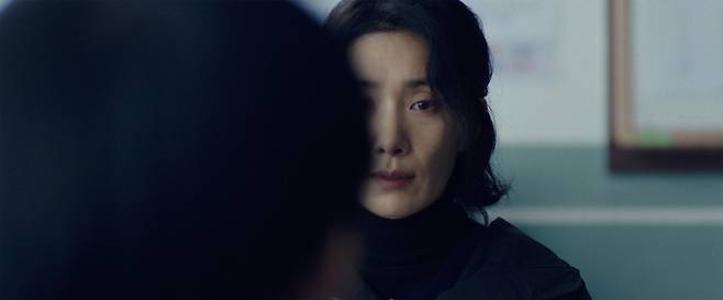 김서형은 삶이 고단한 문정을 연기했다 (사진제공=트리플픽쳐스)