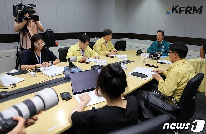 박민수 보건복지부 제2차관이 14일 오후 서울 중구 시타타워에서 열린 보건의료노조 파업 관련 지자체 부단체장 긴급상황점검회의에서 모두발언을 하고 있다. 2023.7.14/뉴스1 ⓒ News1 이동해 기자