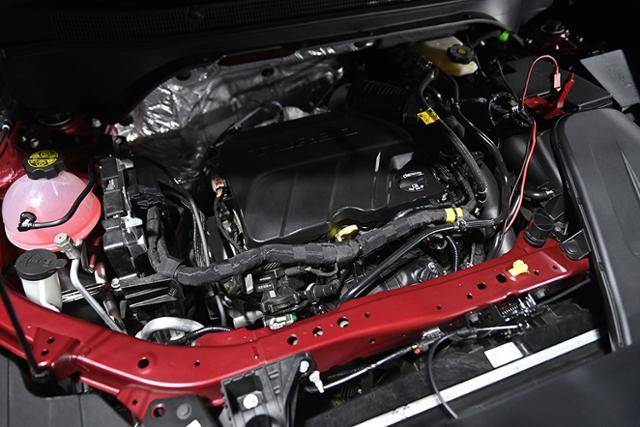 쉐보레 트랙스 크로스오버의 1.2L E-터보 프라임 엔진