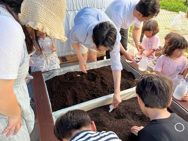 [창원=뉴시스] 강경국 기자 = 농촌관광 행사 모습. (사진=창원시청 제공). 2023.06.27. photo@newsis.com *재판매 및 DB 금지