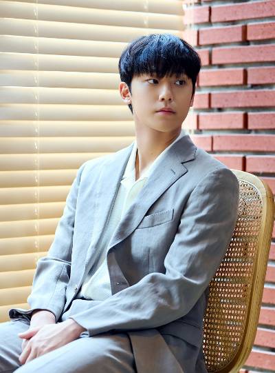 드라마 ‘더 글로리’ 시즌1·2와 ‘나쁜엄마’를 연달아 선보이며 최근 그 어느 때보다 바쁘게 지낸 배우 이도현. 위에화엔터테인먼트코리아 제공