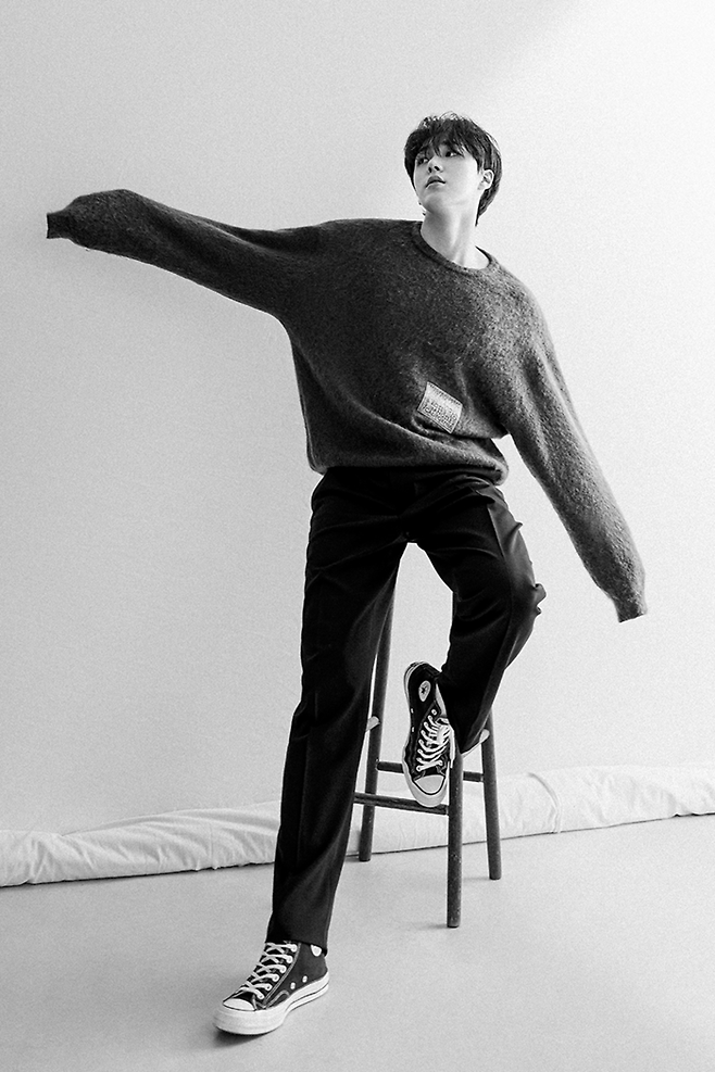 김윤수로. 제이플로 엔터테인먼트