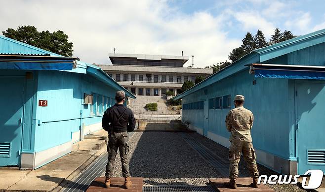 4일 경기 파주시 판문점에서 주한미군과 한국군이 근무를 서고 있다. 2022.10.4/뉴스1 ⓒ News1 사진공동취재단