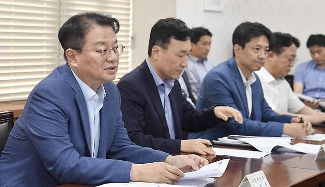 [서울=뉴시스] 방기선 기획재정부 차관이 21일 오후 서울 종로구 정부서울청사에서 열린 신성장전략 TF 회의에 참석해 발언하고 있다. (사진=기획재정부 제공) 2023.07.21. photo@newsis.com *재판매 및 DB 금지