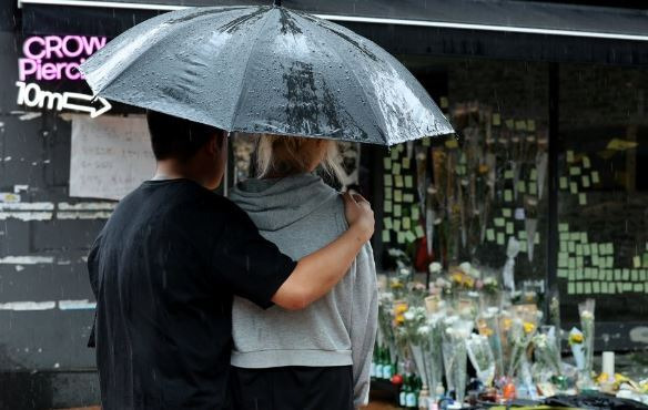 서울 관악구 신림역 인근 상가 골목 추모 공간/사진=연합뉴스