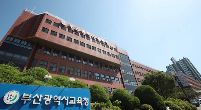 부산 한 초등학교에서 3학년 학생이 수업 중 교사를 폭행한 사건이 뒤늦게 전해졌다. /사진=뉴스1