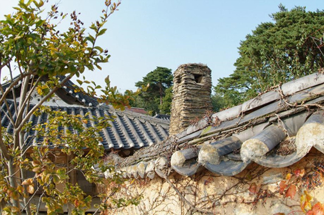 ▲어명기 고택은 특이한 구조의 조선시대 고택이다.Ⓒ고성군
