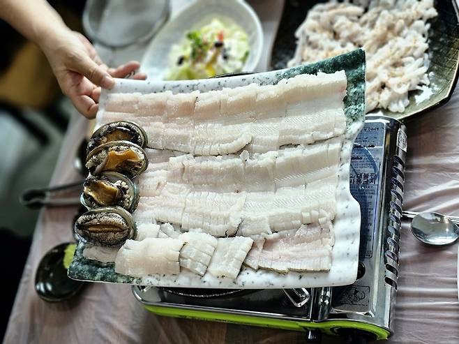 갯장어 샤브샤브. &nbsp;