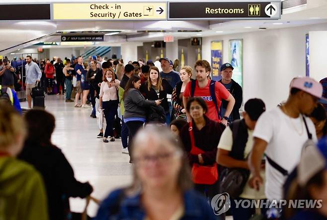 뉴어크 국제공항 [AFP 연합뉴스 자료사진. 재판매 및 DB 금지]