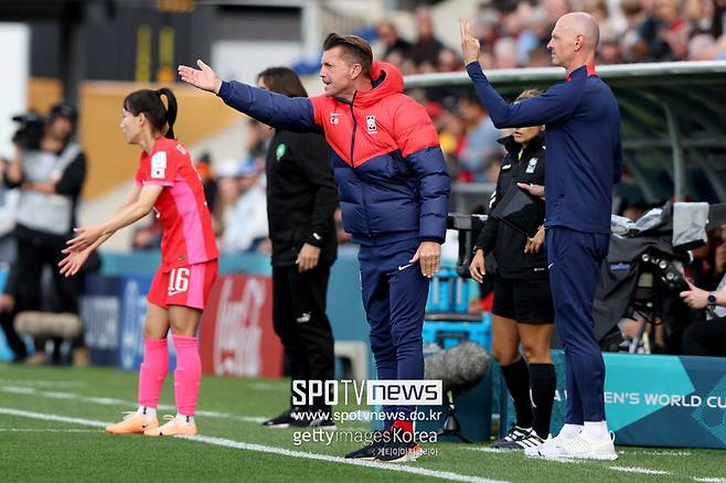 ▲ 호주•뉴질랜드 여자월드컵 조별리그 2차전에서 모로코에 패한 한국 여자축구 대표팀