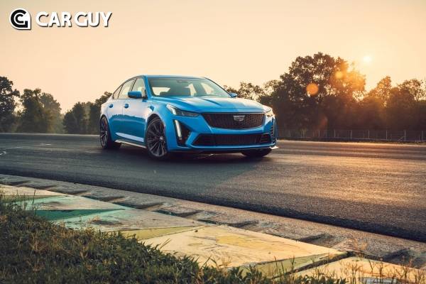 캐딜락 CT5-V 블랙윙