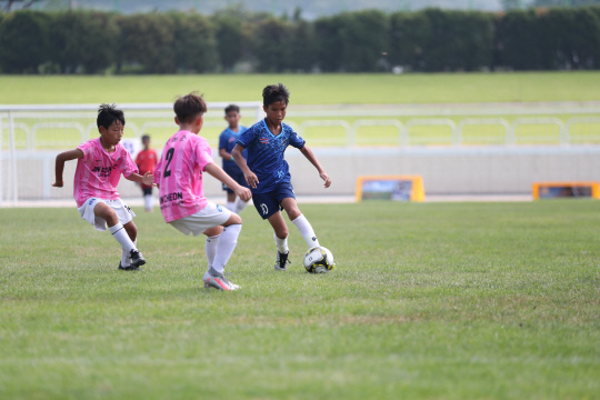 5학년 도약 9시 40분 종합 2구장 태국논타부리 - 진천FC