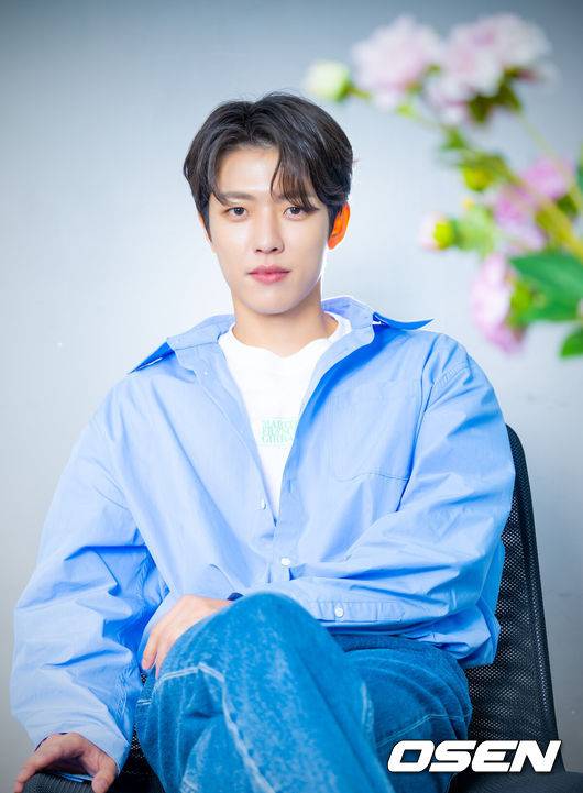 [OSEN=민경훈 기자] MBC 금토드라마 '넘버스 : 빌딩 숲의 감시자들'에서 심형우 역을 열연한 인피니트 이성열이 서울 마포구 OSEN 사옥에서 드라마 종영 기념 인터뷰를 가졌다.인피니트 이성열이 인터뷰에 앞서 포즈를 취하고 있다. 2023.07.31 /rumi@osen.co.kr