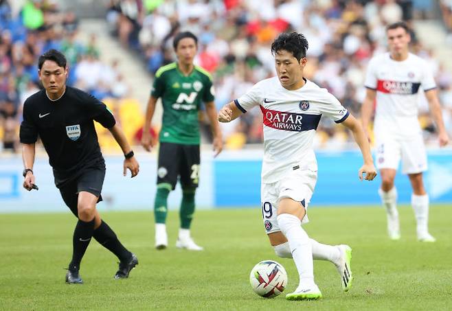 이강인(PSG)은 후반 교체 출전해 그라운드를 누볐다. 사진=연합뉴스