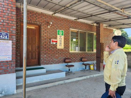 3일 경북 안동시 와룡면 주계리 무더위쉼터 중 한 곳인 경로당 출입문이 잠겨 있었다. 김정석 기자
