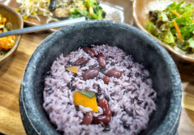도계이조돌솥밥의 영양돌솥밥