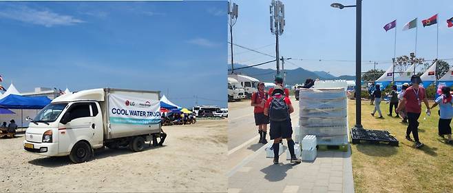 지난 6일 오후 2시쯤 전북 부안군에서 열린 제25회 세계스카우트 잼버리에 얼음물 지원을 위해 나와 있는 냉동탑차(왼쪽)와 얼음물을 나눠주고 있는 봉사자와 대원들(오른쪽). /강정아 기자