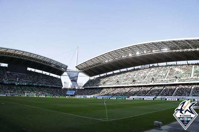 오는 9일 예정이던 전북 현대와 인천 유나이티드 FA컵 경기가 연기됐다. 프로축구연맹