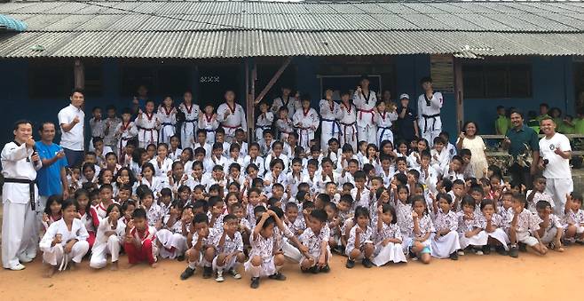 인도네시아 선교 당시의 모습. 이용해 목사 제공