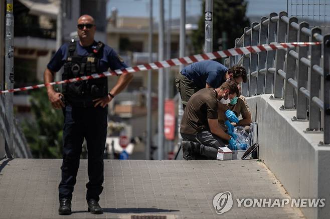 그리스서 축구 팬들 간 충돌로 20대 남성 사망 [AFP=연합뉴스]