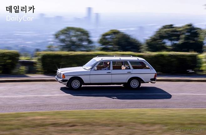 벤츠 W123 에스테이트 (E클래스 5세대, 1980년)