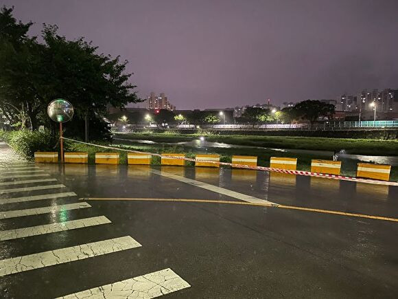 통행금지된 경산시 남천강변 언더패스 [사진=뉴시스]