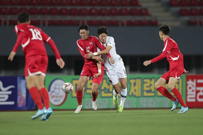 2019년 10월 평양 김일성 운동장에서 열린 카타르 월드컵 아시아 2차 예선 북한과 한국의 경기 장면 /대한축구협회