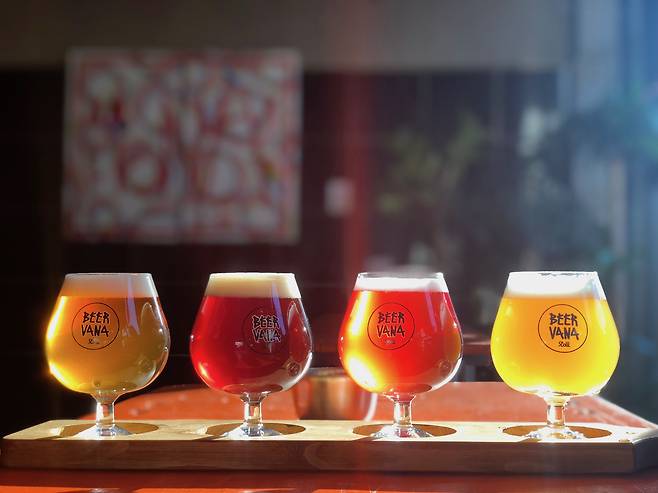 비어바나의 다양한 수제맥주들. 천연 재료를 아낌없이 사용해, 맥주 특유의 풍미와 향을 최대한 살렸다. /비어바나