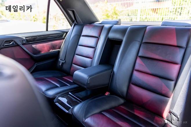 벤츠 E클래스 6세대 E500 (W124)