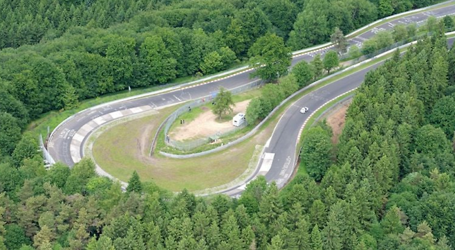 녹색지옥으로 불리는 독일 뉘르부르크링