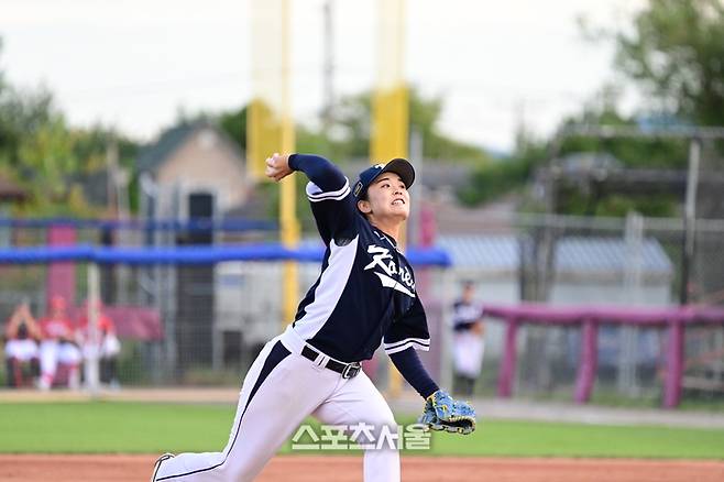 투수 김보미가 14일(한국시간) 캐나다전에서 선발 등판해 역투하고 있다. 선더베이(캐나다) | 황혜정기자. et16@sportsseoul.com